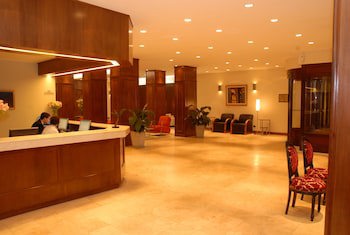 Gran Hotel Dora