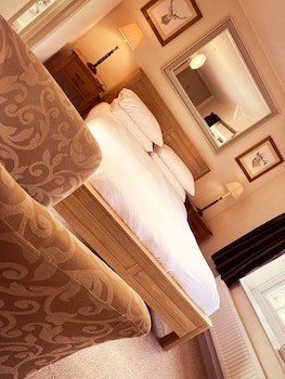 Inn For All Seasons