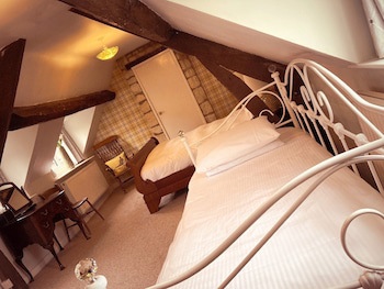 Inn For All Seasons