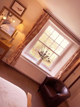 Inn For All Seasons
