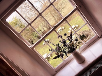 Inn For All Seasons