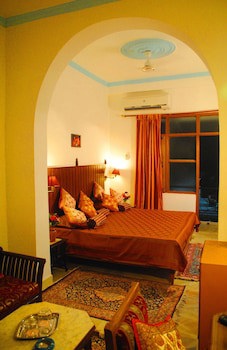 Hotel Harmony