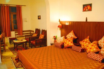 Hotel Harmony