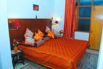 Hotel Harmony