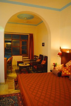 Hotel Harmony