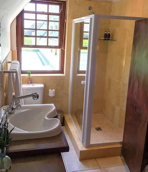Cana Vineyard Guesthouse