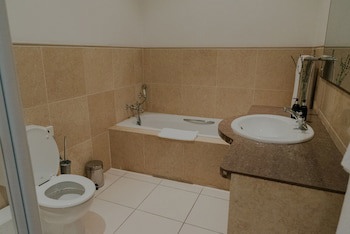Cana Vineyard Guesthouse