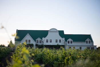 Cana Vineyard Guesthouse