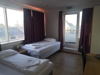101 Guesthouse Hotel