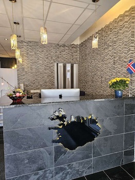 101 Guesthouse Hotel