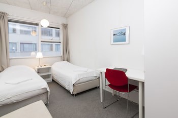 101 Guesthouse Hotel
