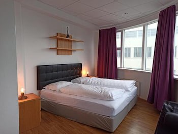 101 Guesthouse Hotel