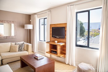 Marine Square Luxury Holiday Suites - Apartments
