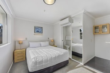 The Hotel Nelson