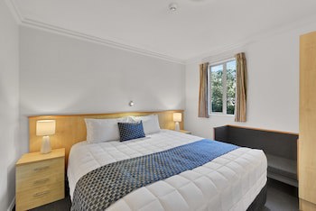 The Hotel Nelson
