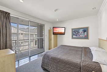 The Hotel Nelson