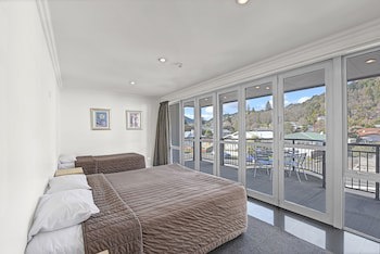 The Hotel Nelson