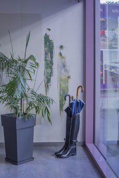Novus City Hotel