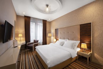 Crystal Hotel Belgrade