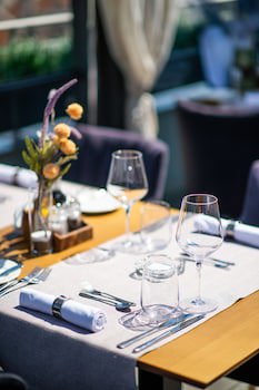 Crystal Hotel Belgrade