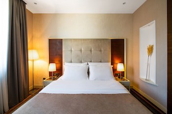 Crystal Hotel Belgrade