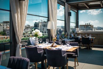Crystal Hotel Belgrade