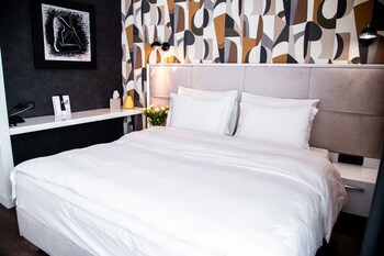 Crystal Hotel Belgrade