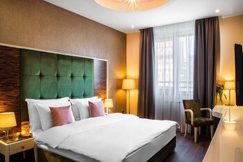 Crystal Hotel Belgrade