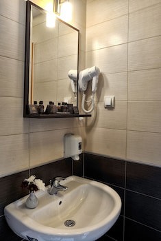 Keto Hotel