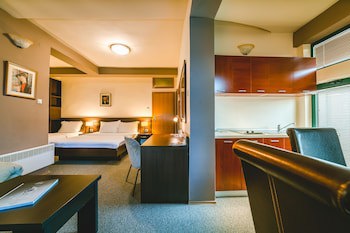 Keto Hotel