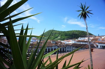 Azoris Angra Garden
