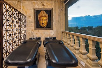 Colosseum Hotel & Fitness Club