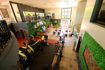 Colosseum Hotel & Fitness Club