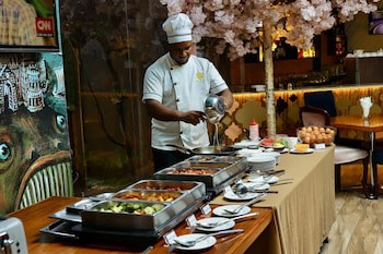 Colosseum Hotel & Fitness Club