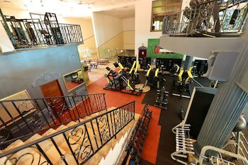 Colosseum Hotel & Fitness Club