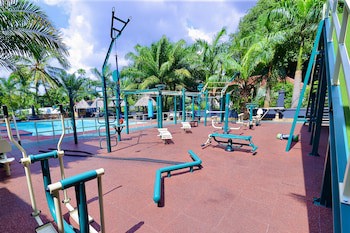 Colosseum Hotel & Fitness Club