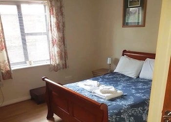 Georgian House Hotel