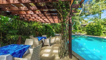 Sanctuary Rarotonga-On The Beach - Adults Only