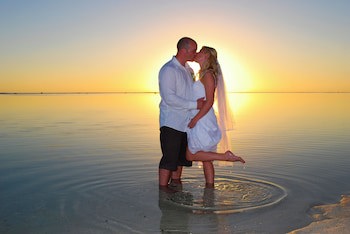 Sanctuary Rarotonga-On The Beach - Adults Only