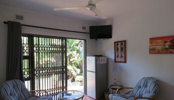 Beachcomber Bay - Guest House