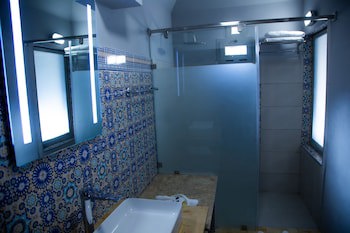 Hotel Karam Palace
