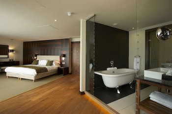 Abode Chester
