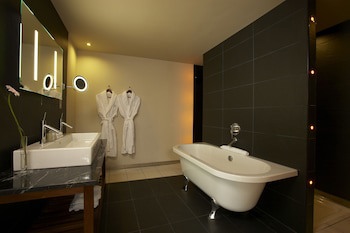 Abode Chester