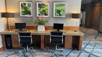 Crowne Plaza Reading East, An Ihg Hotel