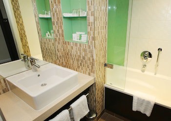 Crowne Plaza Reading East, An Ihg Hotel
