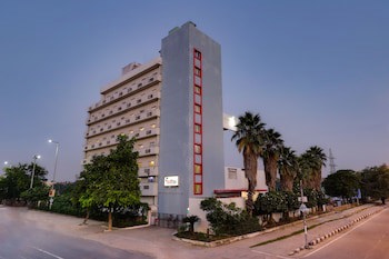 Red Fox By Lemon Tree Hotels, East Delhi