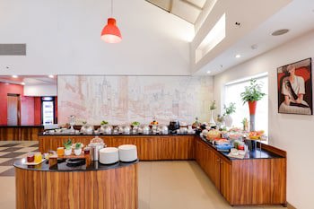 Red Fox By Lemon Tree Hotels, East Delhi