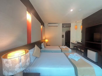 Al's Resort