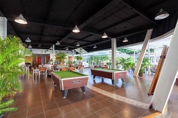 Al's Resort