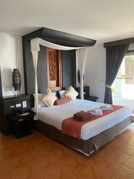 Al's Resort